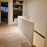 Met Groot Terras Apartament