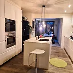 Apartament Met Groot Terras *