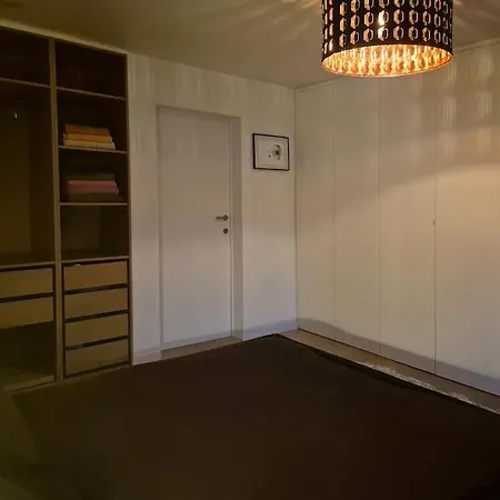 Met Groot Terras * Гент