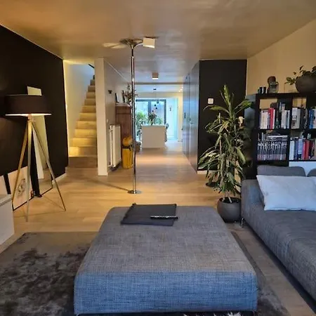 Met Groot Terras Gand