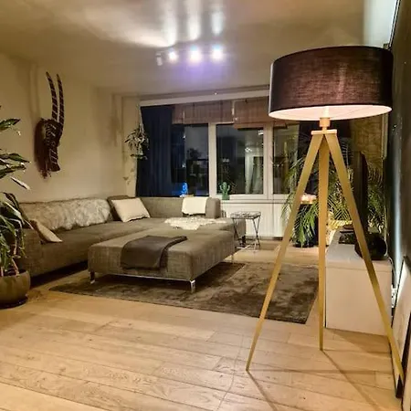 Met Groot Terras Апартаменты *