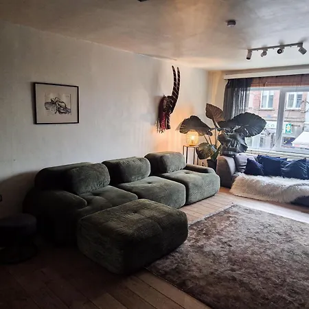 Met Groot Terras Apartament *