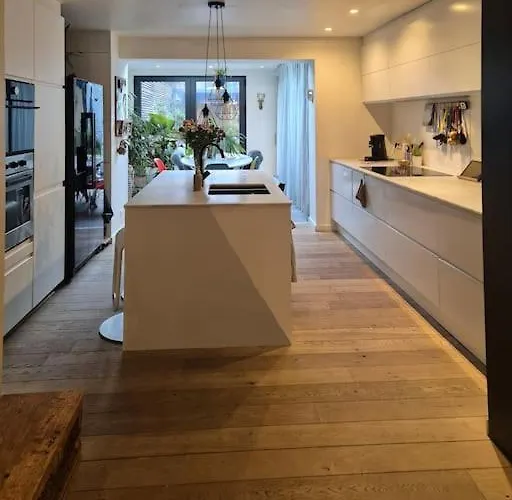 Met Groot Terras * Gand