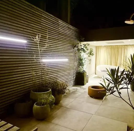 Apartment Met Groot Terras